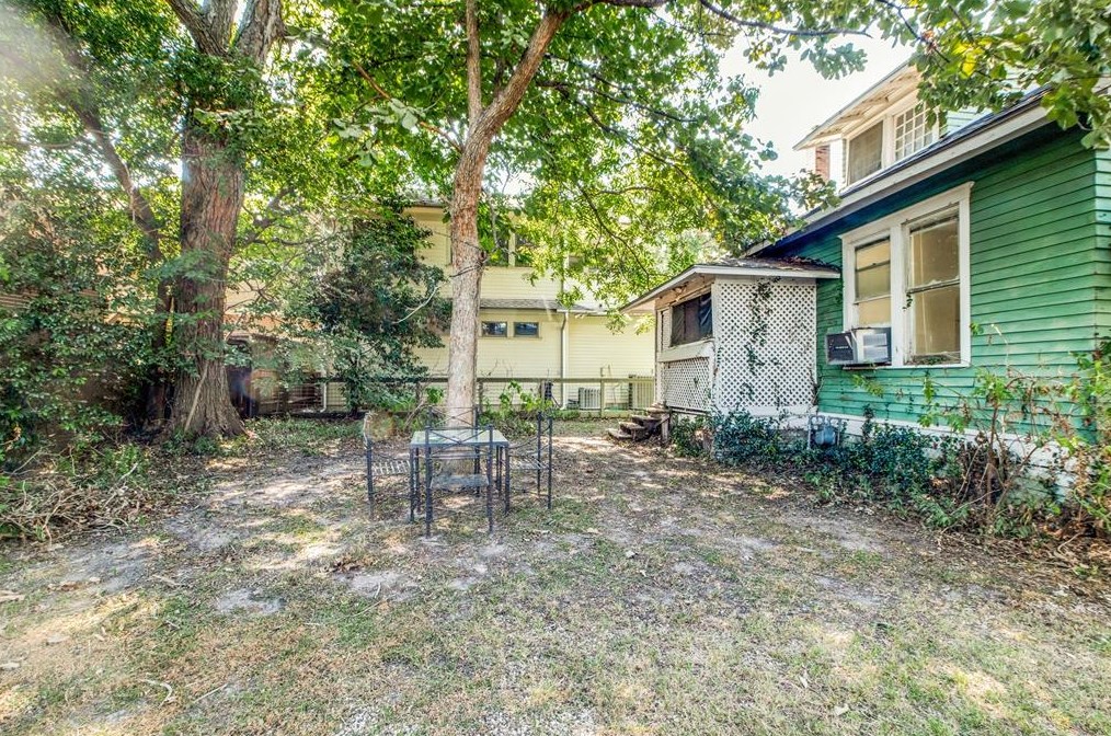 524 Euclid St, Houston TX  77009-7225 exterior