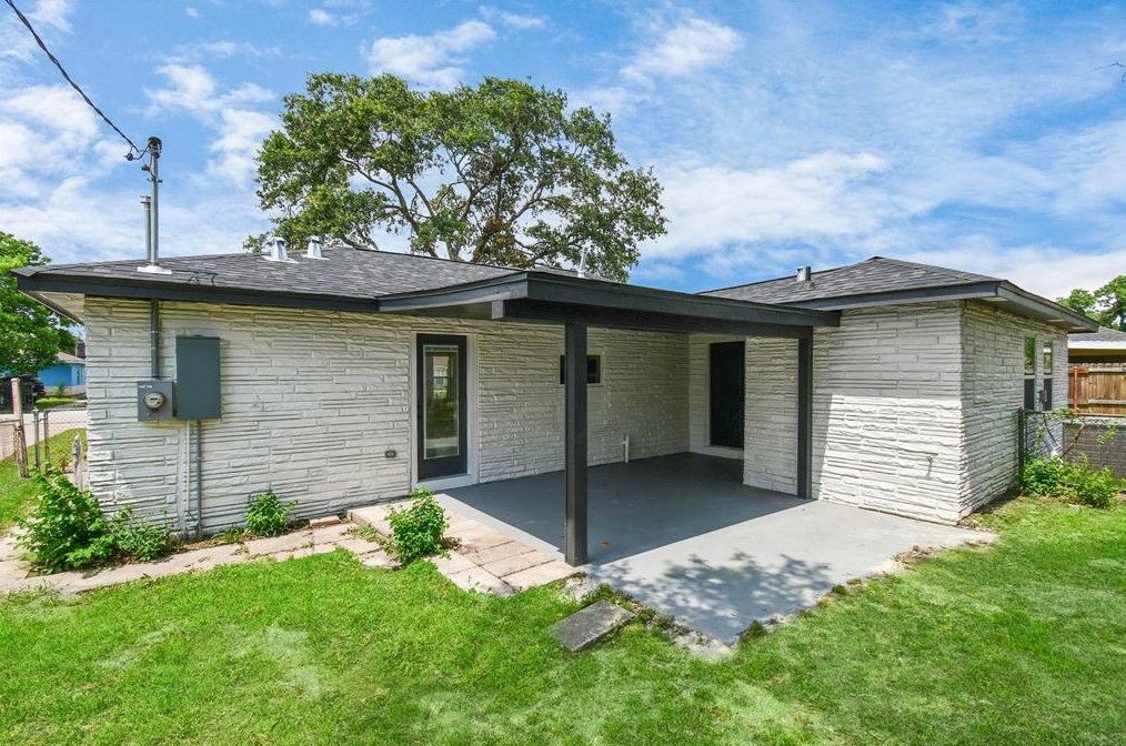 13118 Blythe, Houston TX  77015-5044 exterior