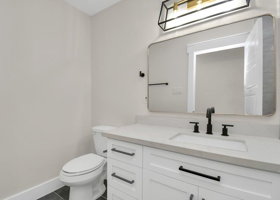 13118 Blythe, Houston TX  77015-5044 exterior