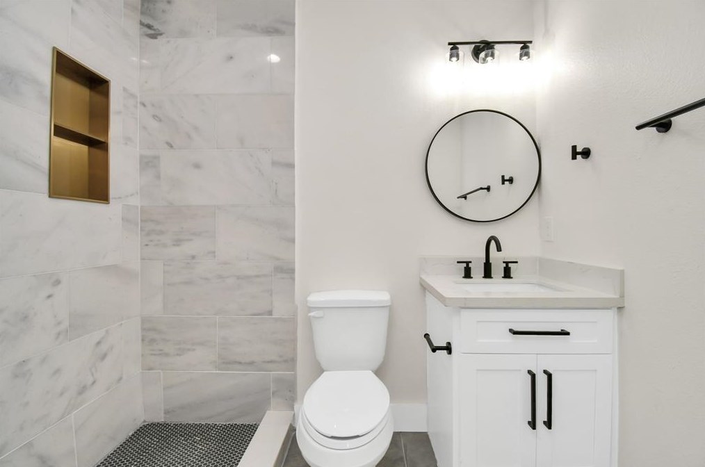 13118 Blythe, Houston TX  77015-5044 exterior