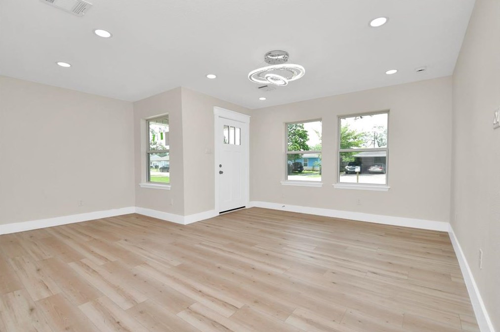 13118 Blythe, Houston TX  77015-5044 exterior