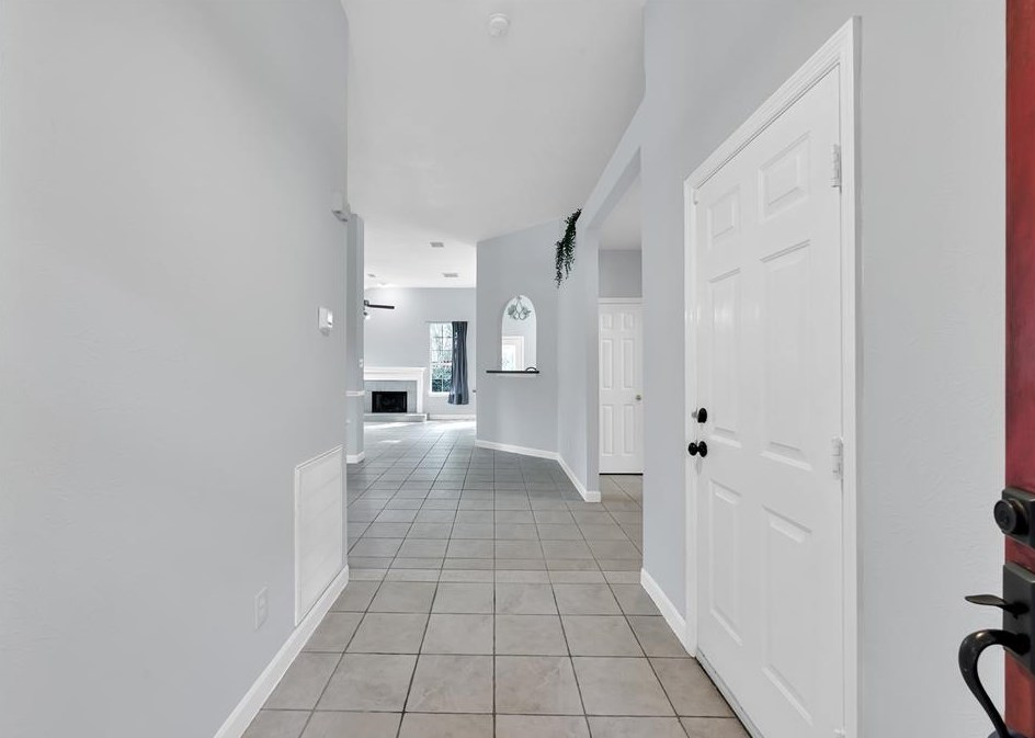 10 Sweetdream Pl, Spring TX  77381-6009 exterior