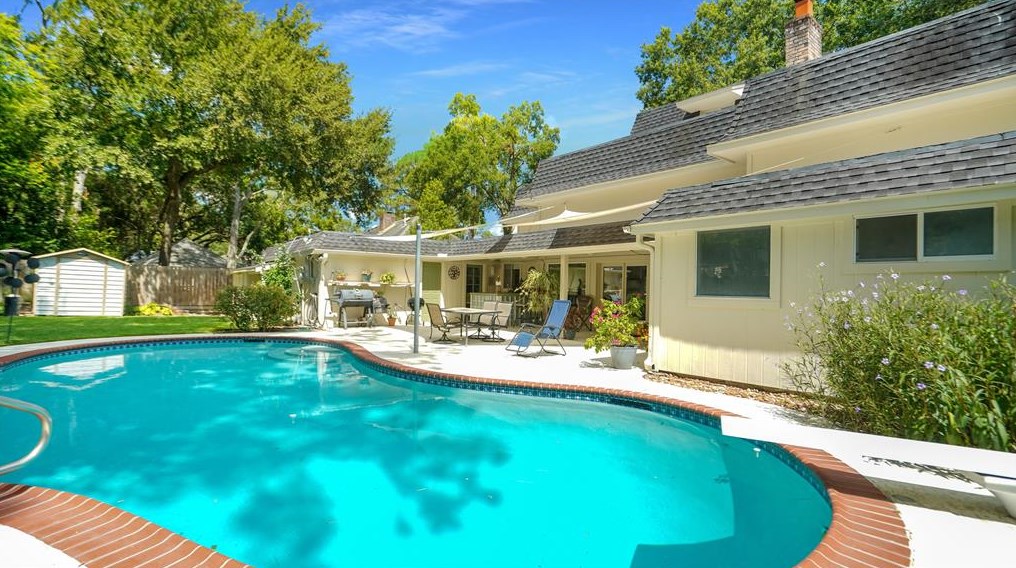 10523 Fawnview Dr, Houston TX  77070-3306 exterior
