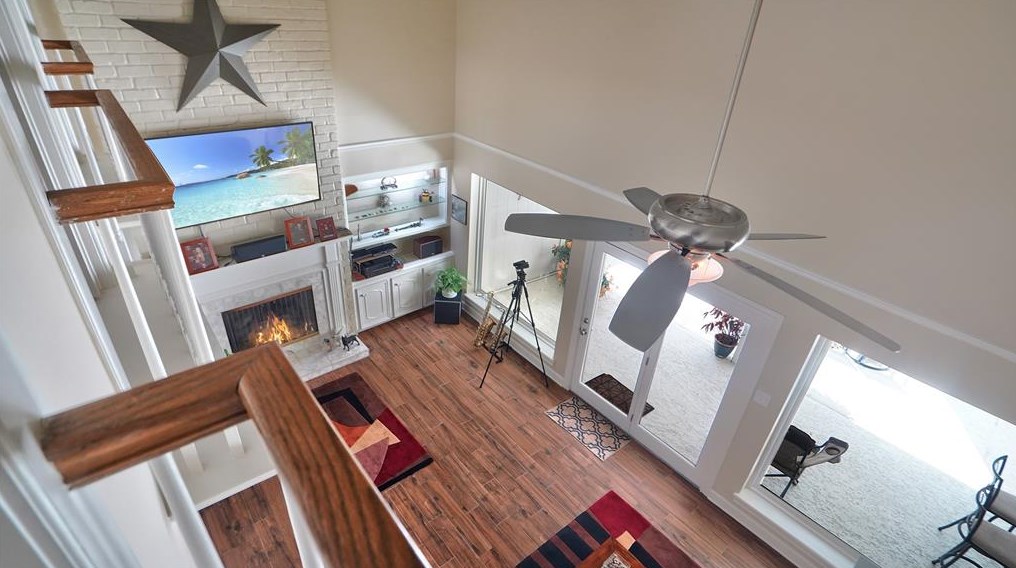 10523 Fawnview Dr, Houston TX  77070-3306 exterior