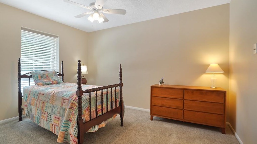 10523 Fawnview Dr, Houston TX  77070-3306 exterior