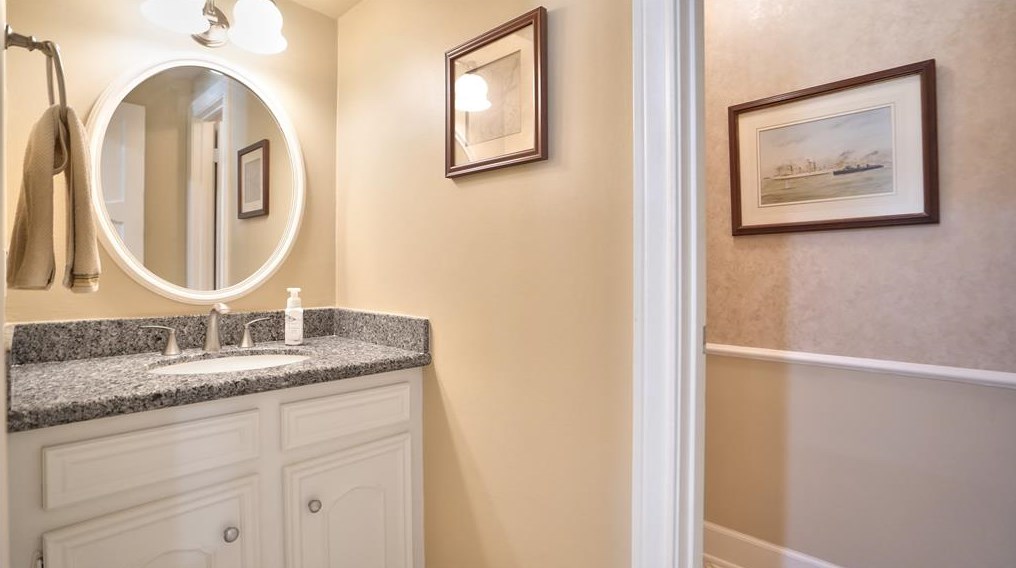 10523 Fawnview Dr, Houston TX  77070-3306 exterior