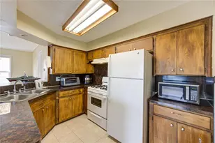 138 Tarpon St, Bayou Vista, TX 77563 - Photo 19