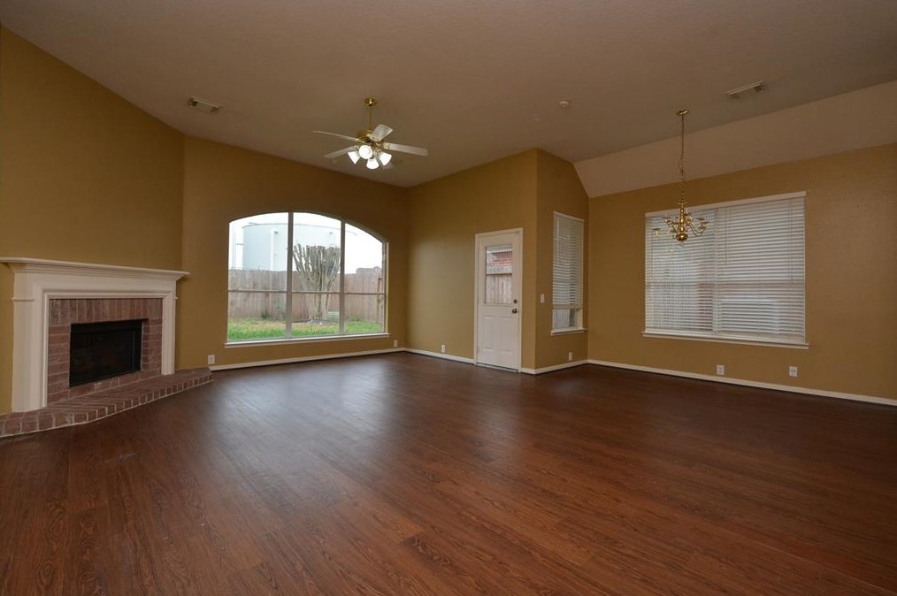 2931 Sunbird Dr, Houston TX  77084-4393 exterior