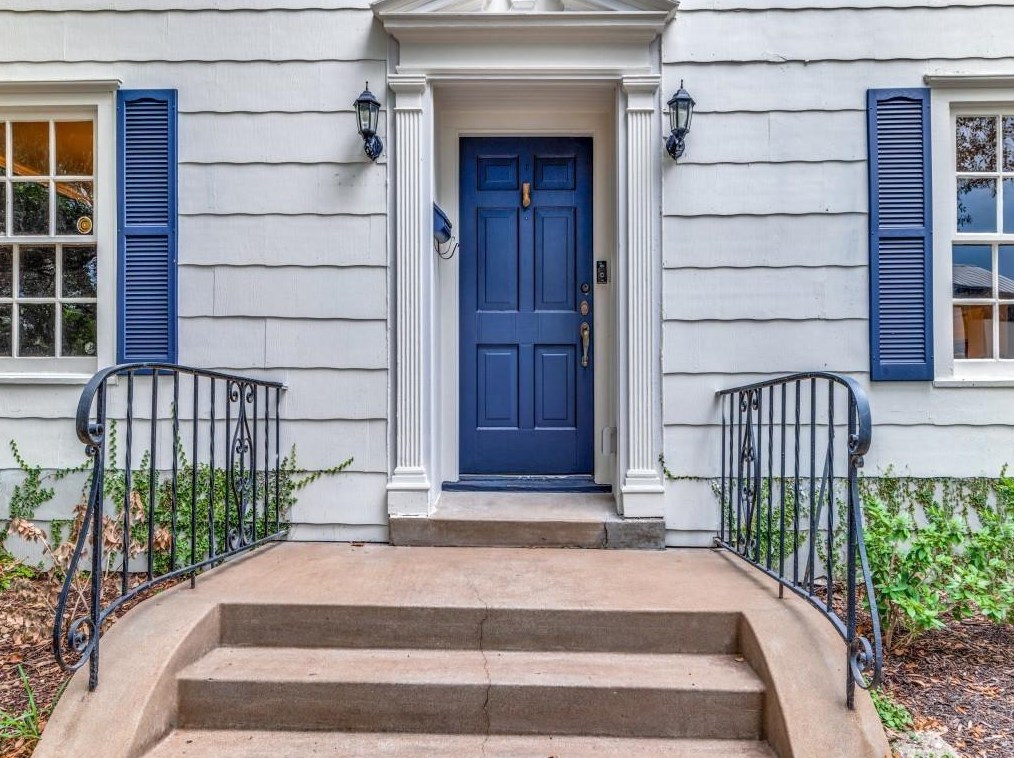 2312 Bartlett St, Houston TX  77098-5212 exterior