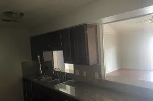 11706 N Kathy Ave, Houston, TX 77071 - Photo 5