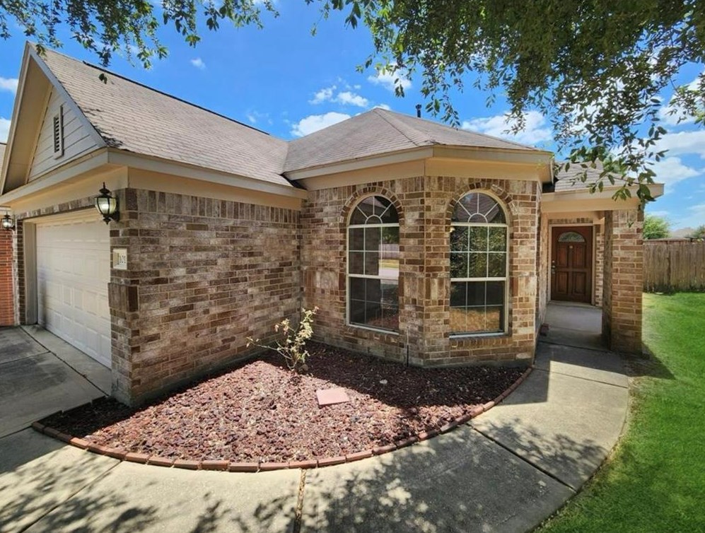 1015 Northgate Springs Dr, Spring TX  77373-5668 exterior