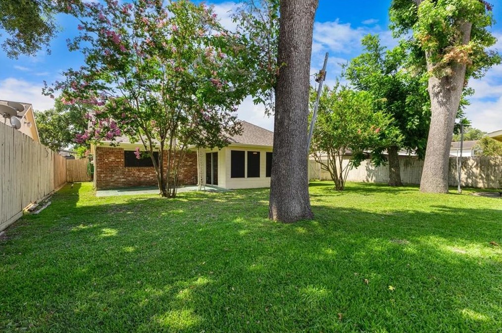 12735 Labelle Ln, Houston TX  77015-2727 exterior