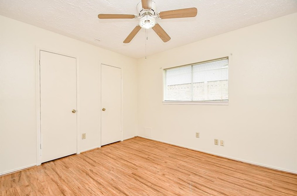 13411 Somersworth Dr, Houston TX  77041-5837 exterior