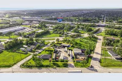 7841 Liberty Road, Houston, TX 77028 - Photo 1