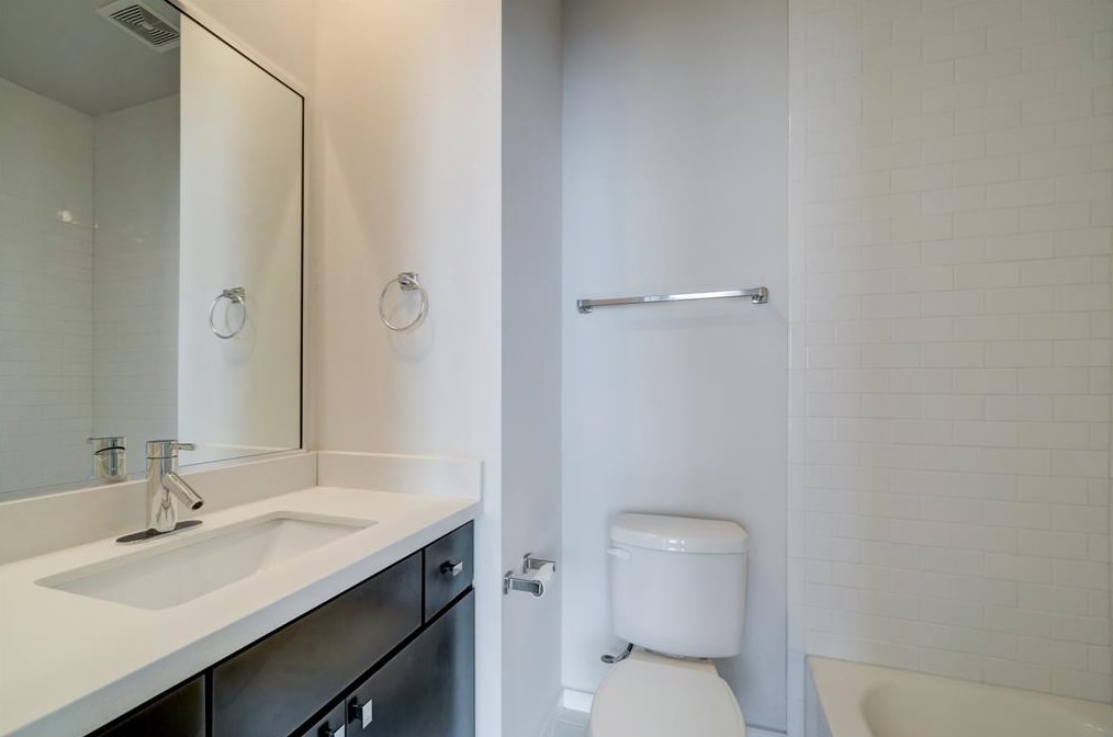 1312 Delano, Houston TX  77004-1646 exterior
