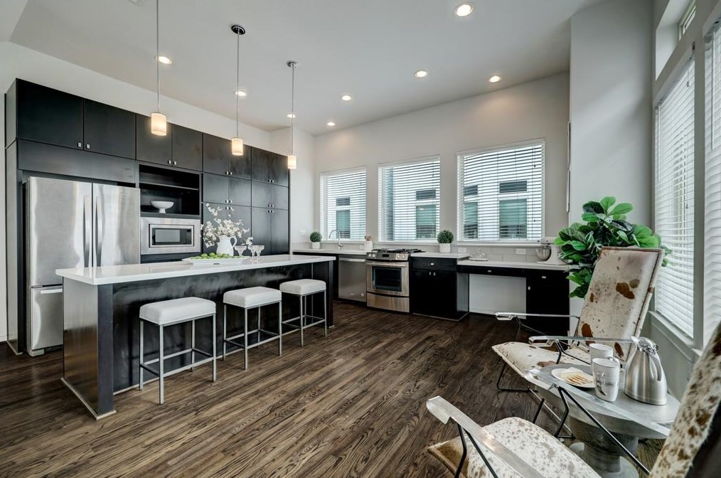 1312 Delano, Houston TX  77004-1646 exterior