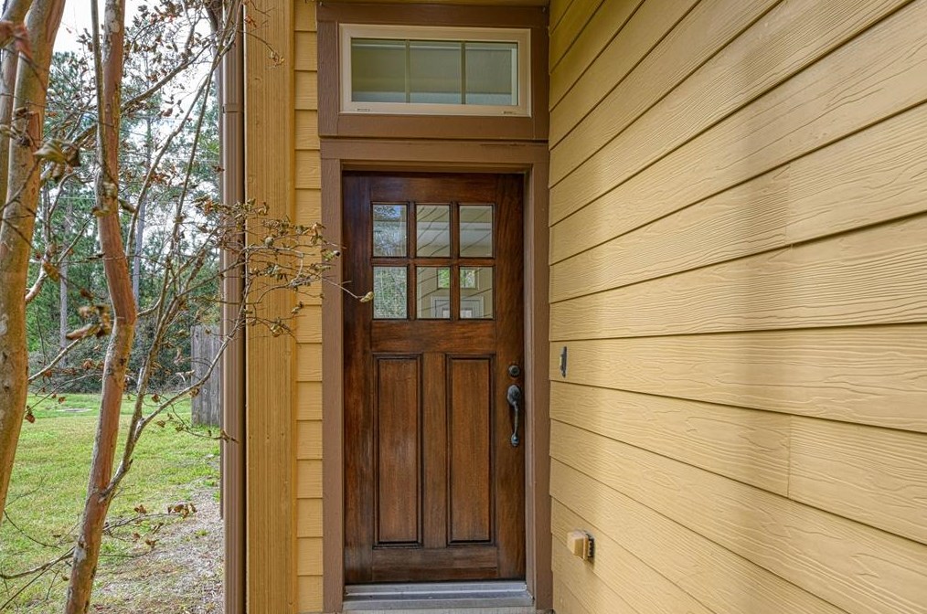 82 Cheswood Manor Ct, Spring TX  77382 exterior