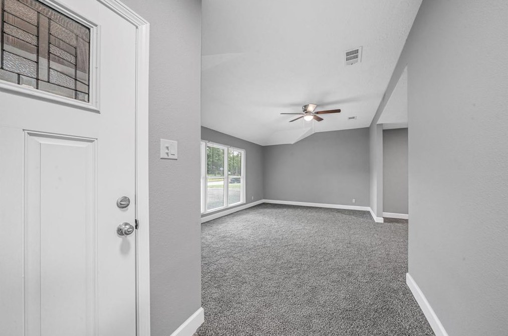 312 Burnett Dr, Baytown TX  77520-1345 exterior