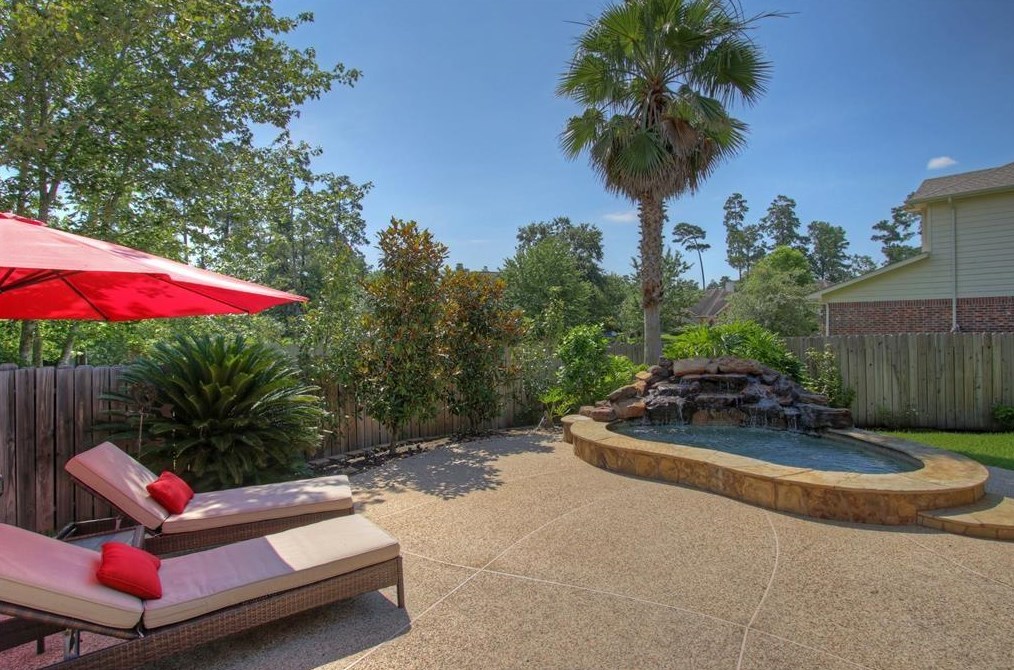 26 Archer Oak Pl, Spring TX  77382-2825 exterior