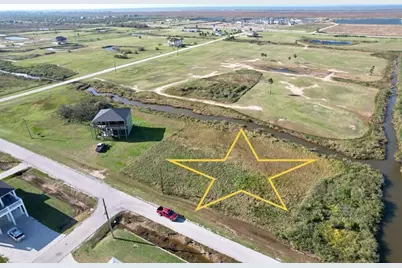 697 Overlook Drive, Crystal Beach, TX 77650 - Photo 5