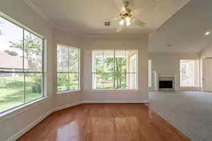 302 Woodside Ln, Montgomery, TX 77356 - Photo 5