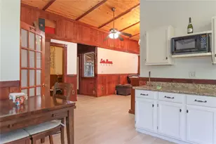 302 Bluebonnet Rd, Sheridan, TX 77475 - Photo 21