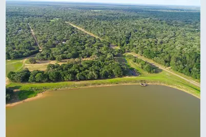 302 Bluebonnet Road, Sheridan, TX 77475 - Photo 9