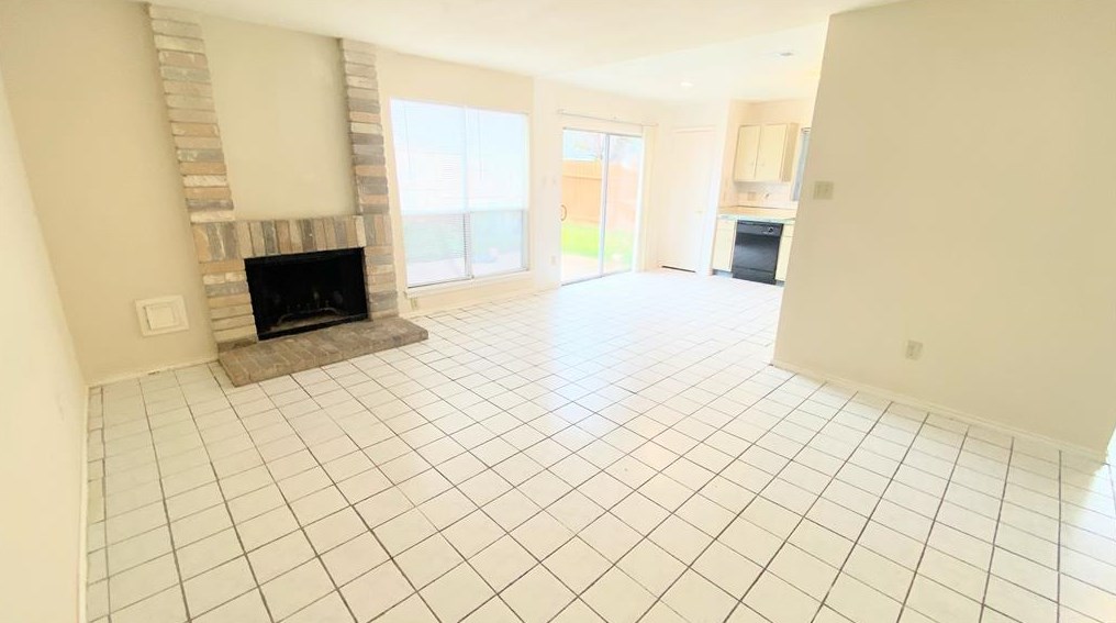 7303 Seton Lake Dr, Houston TX  77086-1740 exterior