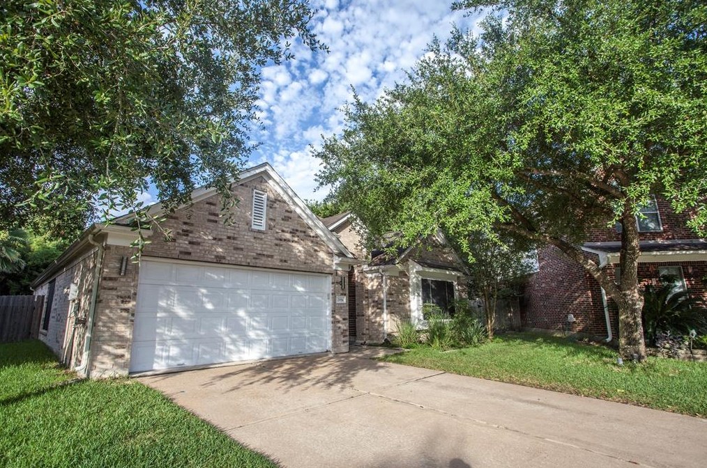 2954 Intrepid Elm St, Houston TX  77084-4282 exterior