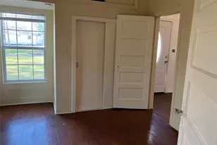 320 Tomlinson St, Sour Lake, TX 77659 - Photo 17