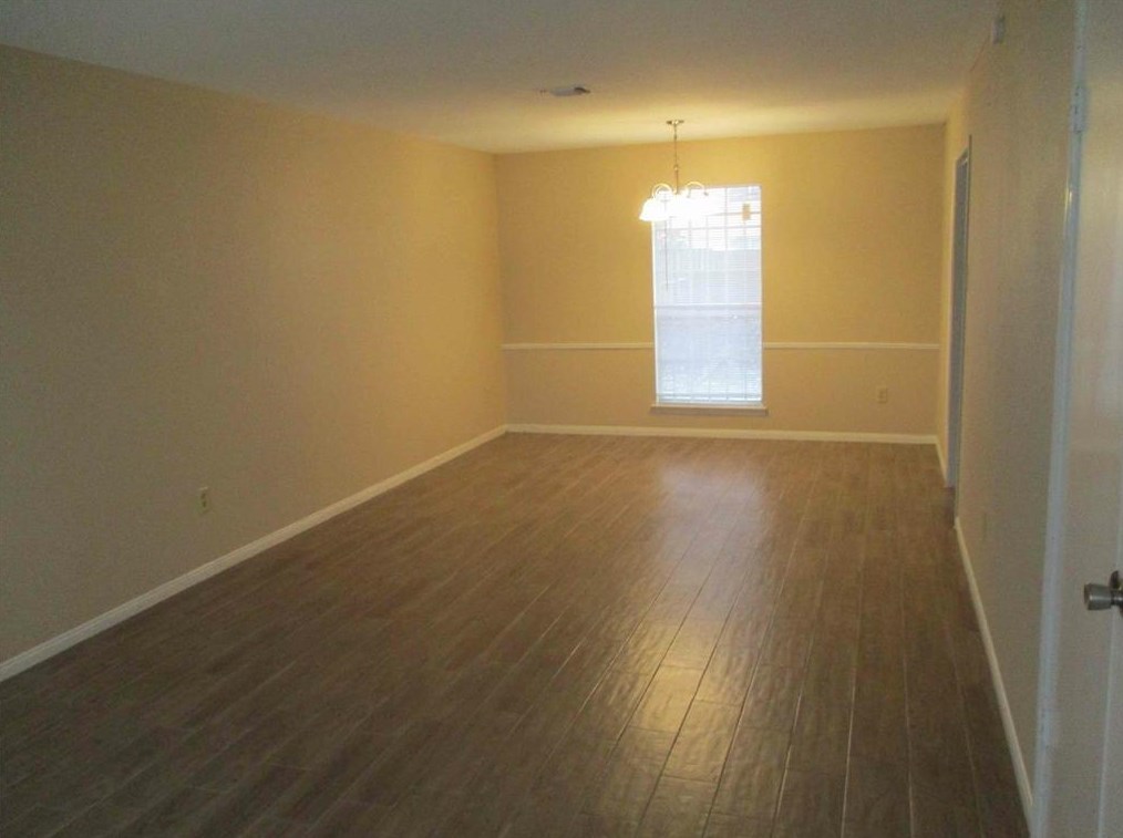 5508 Deep Forest Dr, Houston TX  77092-2328 exterior