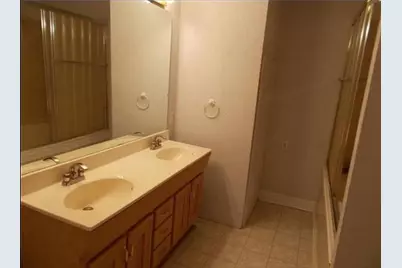 435 E Avenue J, Silsbee, TX 77656 - Photo 31