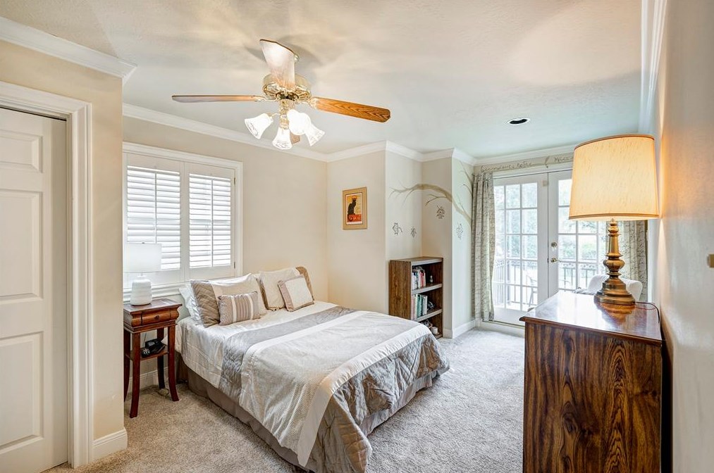 3928 Southwestern St, Houston TX  77005-3552 exterior