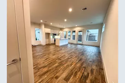 4402 Bora Bora Lane, Houston, TX 77045 - Photo 11