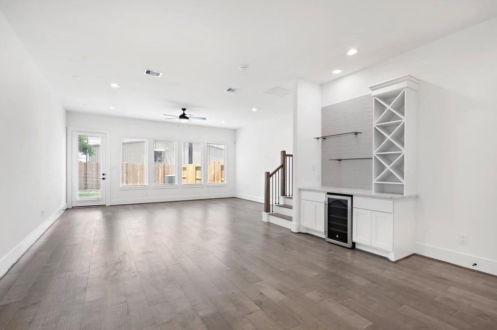 323 25 St, Houston TX  77008-2361 exterior