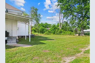 327 S Robb Street, Trinity, TX 75862 - Photo 17