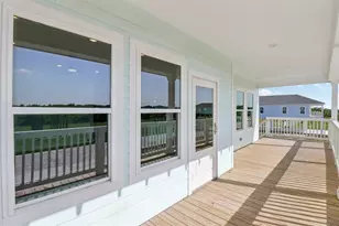 1335 Sapphire Palms Ct, San Leon, TX 77539 - Photo 5