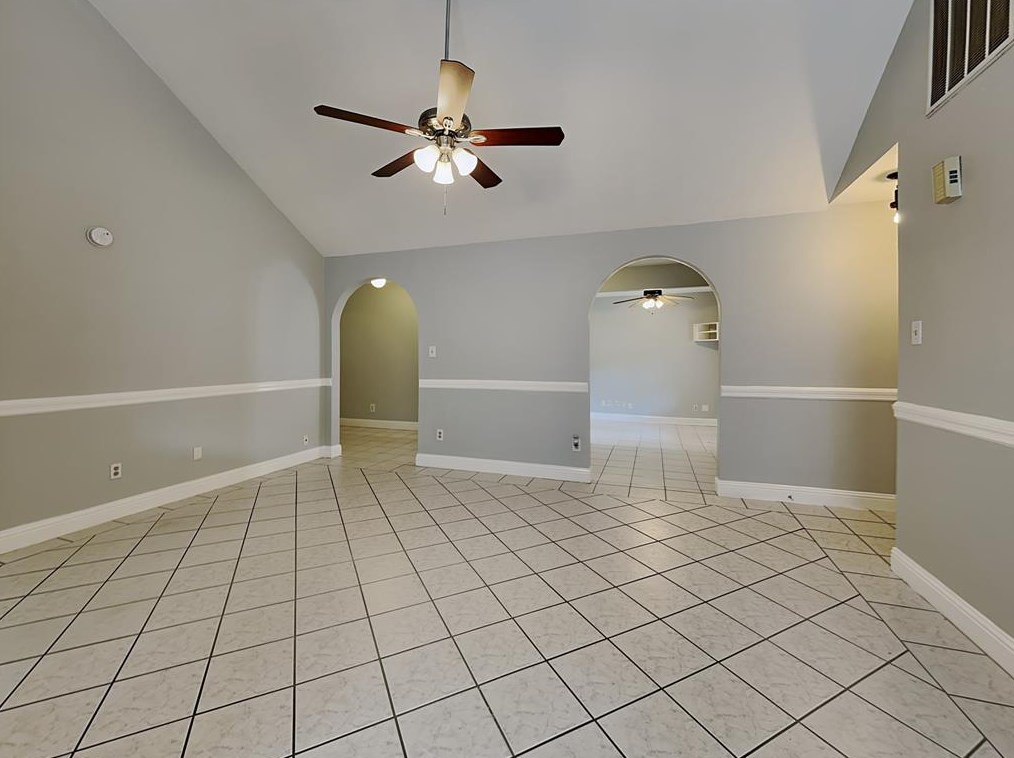 11011 Clark Rd, Houston TX  77076-2514 exterior