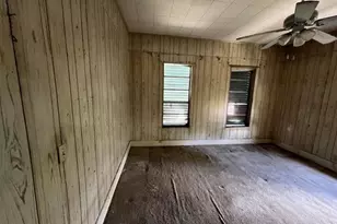 1511 37th St, Galveston, TX 77550 - Photo 11