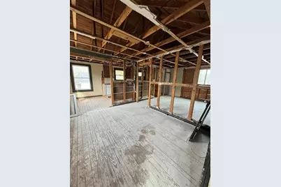 122 N Holland Street, Bellville, TX 77418 - Photo 5