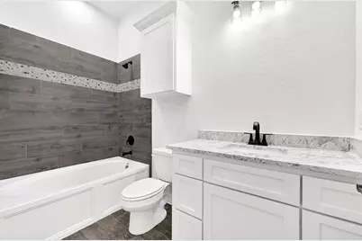 400 Little Spring Court, Anahuac, TX 77514 - Photo 17