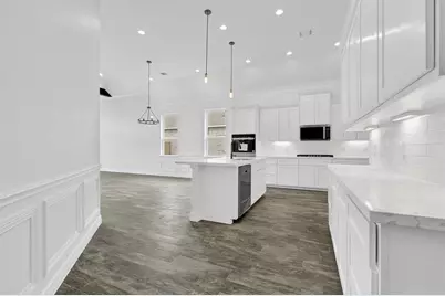 400 Little Spring Court, Anahuac, TX 77514 - Photo 5