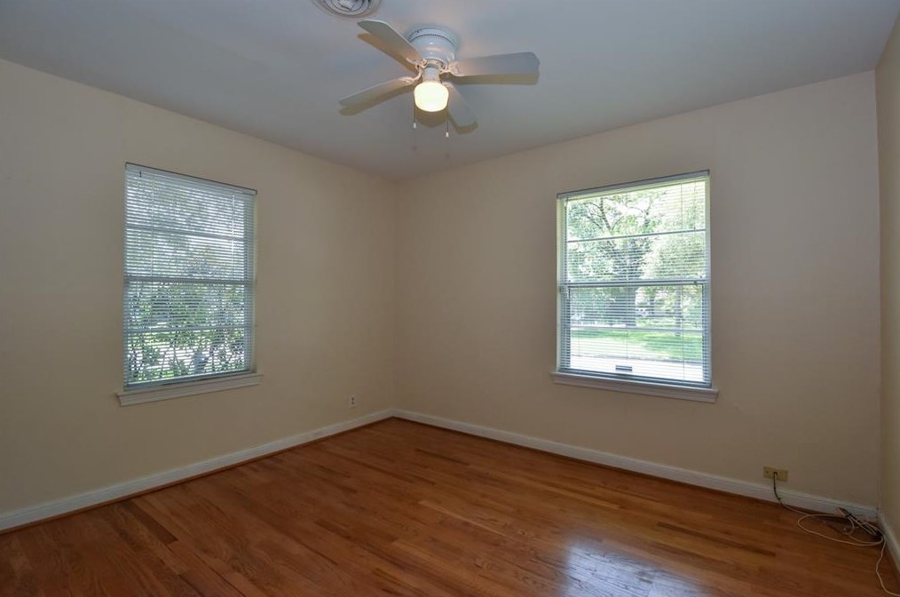 8526 Greenbush St, Houston TX  77025-3846 exterior