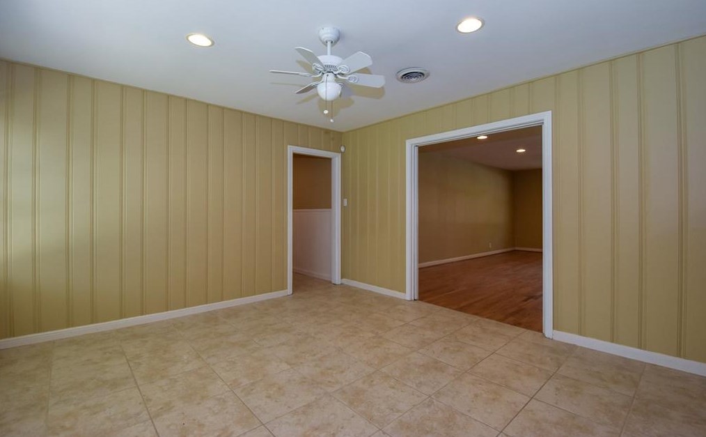 8526 Greenbush St, Houston TX  77025-3846 exterior