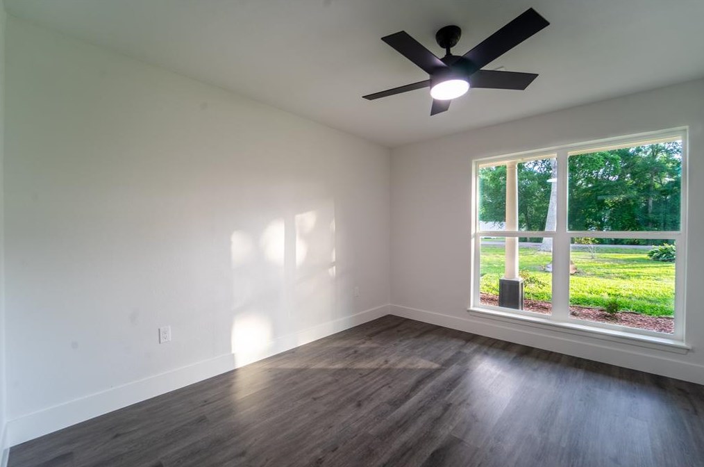 7387 Sims Dr, Houston TX  77061-2642 exterior