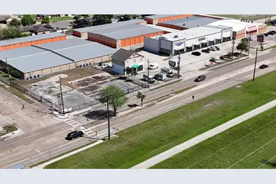 13103 Hiram Clarke Road, Houston, TX 77045 - Photo 11