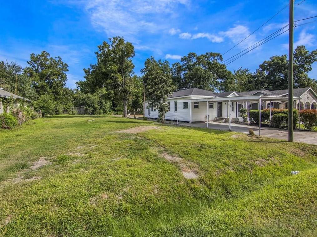 4221 Toliver St, Houston TX  77016-6240 exterior