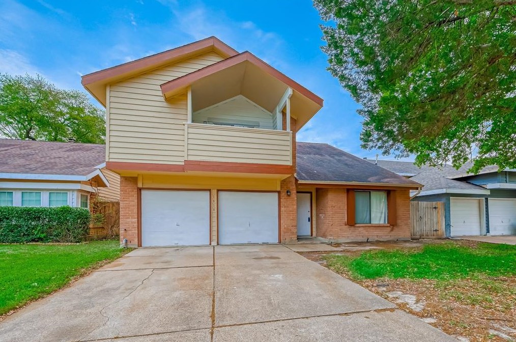 1818 Foxlake Dr, Houston TX  77084-4762 exterior