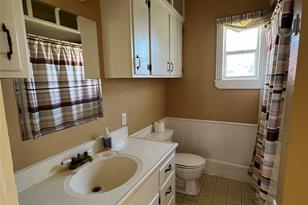 220 S Tesch St, Bellville, TX 77418 - Photo 9