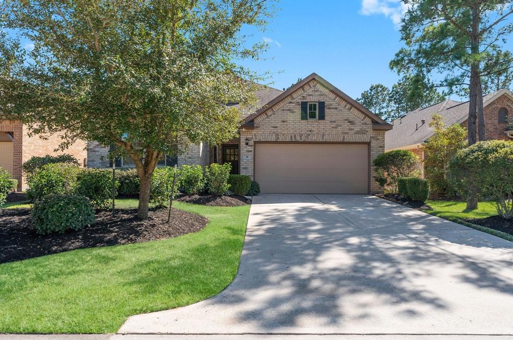 39 Wolf Cabin Cir, Spring TX  77389-4944 exterior